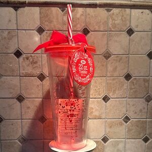 Boston Warehouse Reindeer 22 oz. Tumbler with Lid NEW